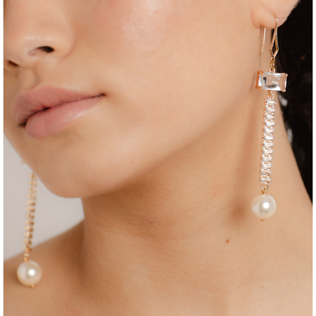 Elegance ivory Pearl and crystal earrings for brides