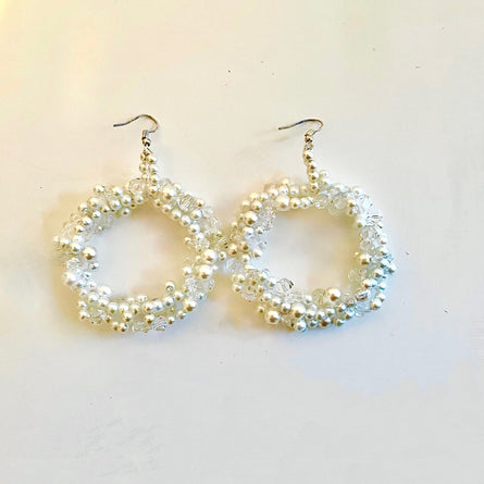 Viva la diva chunky pearl earrings